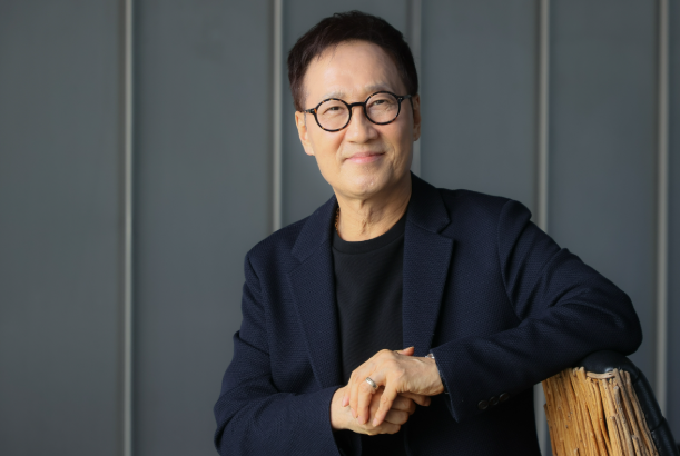 消失演藝圈7年!65歲資深歌王「被下達病危通知」