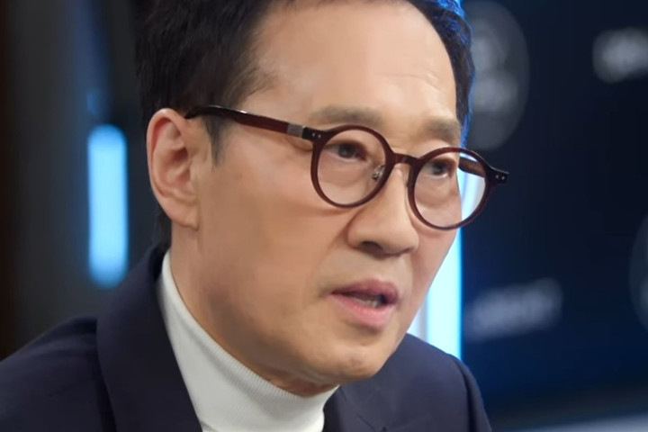 消失演藝圈7年!65歲資深歌王「被下達病危通知」