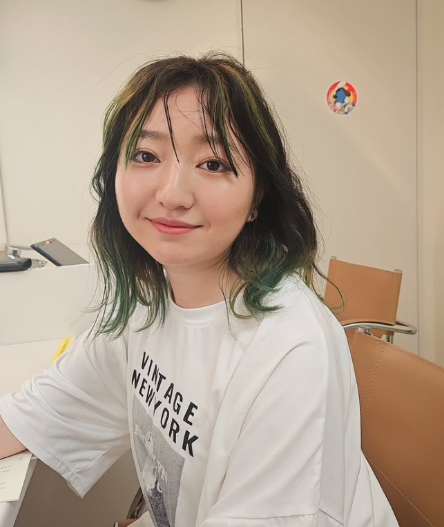 被封最美童星!她當年「顏值演技無敵」圈粉無數 如今21歲「招牌圓臉再現身」網驚:認不出來了