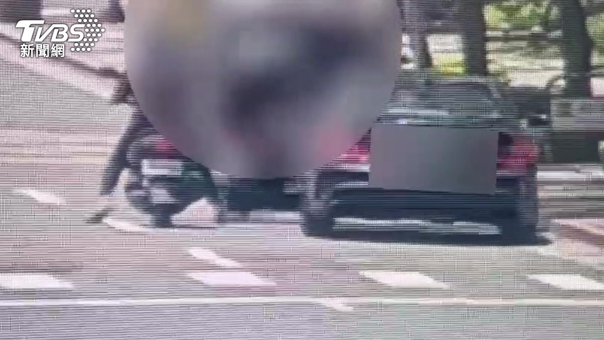 才剛結束錄影!41歲資深名嘴「遭埋伏攻擊送醫」 主謀竟嗆「要讓他破相」現況曝光了