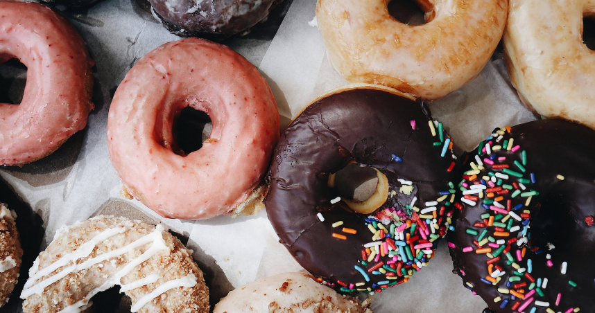 外帶也不行!北市知名餐廳「禁12歲以下入內」6歲童被擋門外 母曝過程「暴怒發聲」