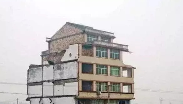 姑姑為了一事「賞我媽6個耳光」！爸爸冷靜2秒「送給我媽427萬」姑姑當場崩潰