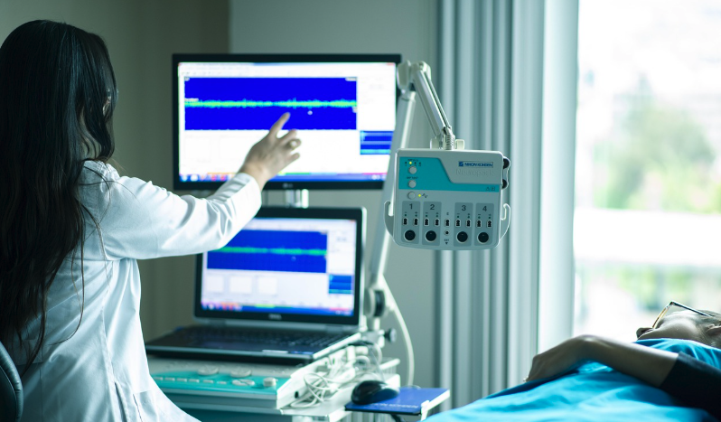 60歲婦人「接連得3癌」卻都全身而退! 醫揭確診後「關鍵一習慣」救她一命:不是奇蹟