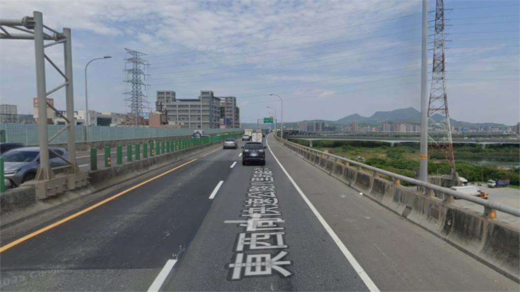 被司機丟包台64線!頂大高材生「遭4車輾過慘死」 警曝原因「事發前接到電話」