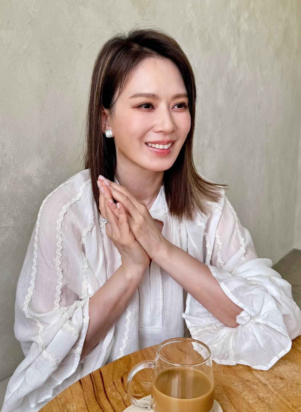 離婚富商過更好！47歲Melody「進軍中國有新身分了」　首張成績單「狂撈5300萬」太狂啦