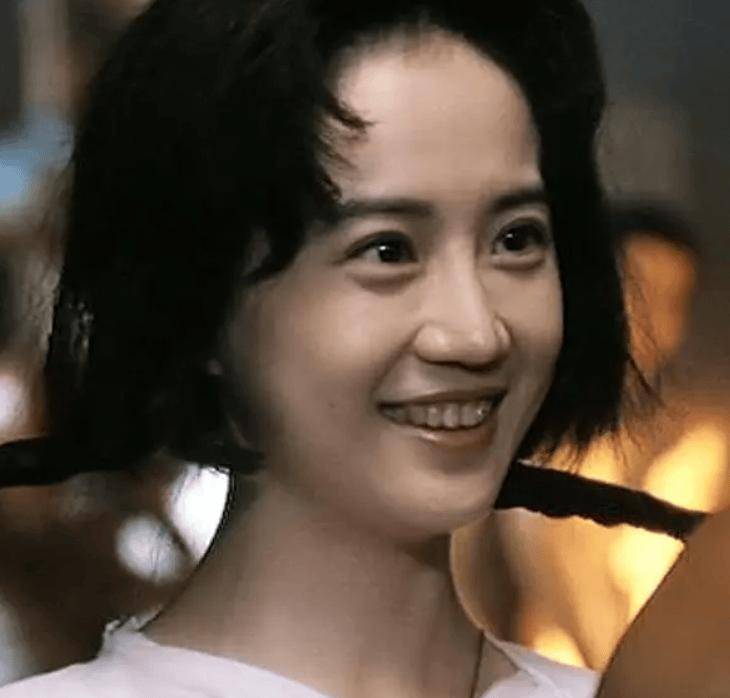 被封林青霞接班人!昔日清純女星「拒潛規則決定出家」 59歲「低調近況曝光」網嘆:當年的她超美