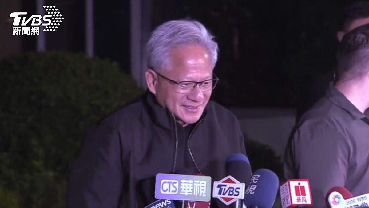 黃仁勳、張忠謀「2大巨頭會面」! 94歲張忠謀「罕見坐輪椅現身」他親曝真實狀態