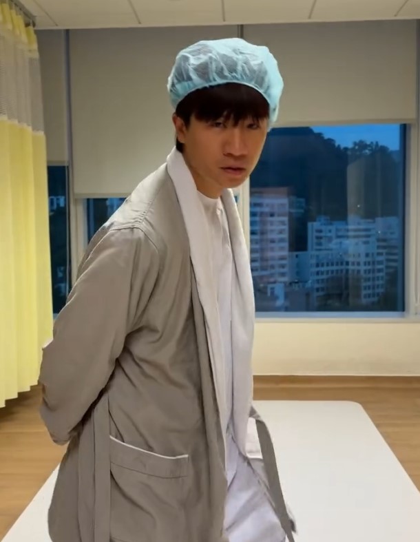 遭正宮怒控出軌!資深男星「良好形象一夕全毀」 突傳入院「癱軟坐輪椅」病況曝光