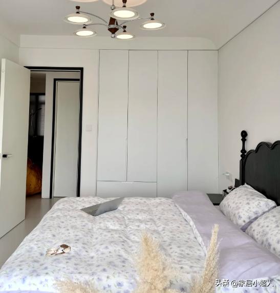 越來越多人房間「不放雙人床」!學學「最新流行做法」省空間又高級