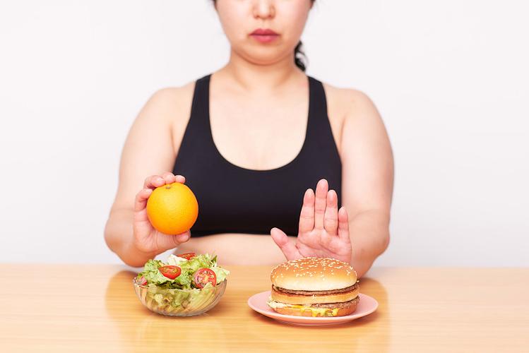 女人50歲後「胖點好還是瘦點好」? 體重標準公布「不用急著減」