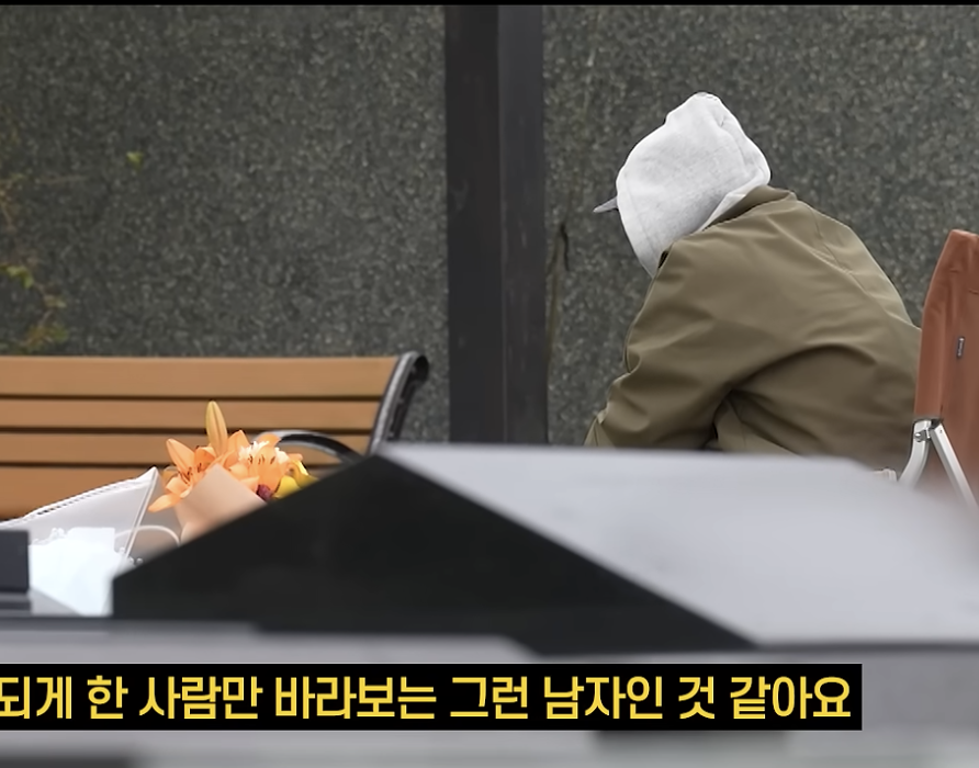 守墓一整年!大S逝世滿一年「具俊曄首曝心聲」 下雨也要去陪亡妻「受訪哭到說不出話」