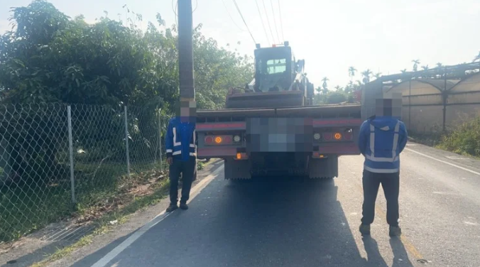 天上飛來怪手！屏東43歲男「遭正面砸中」重傷身亡　