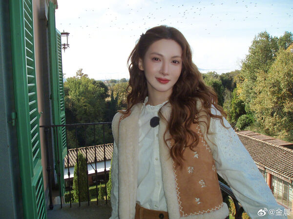 撞車後肇事逃逸!35歲當紅女星「竟要助理頂罪」 本人「曝緊急手術照」回應了