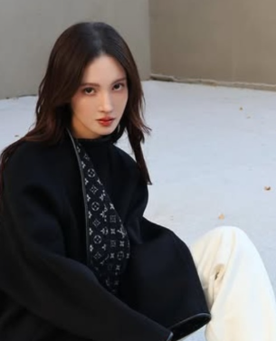 撞車後肇事逃逸!35歲當紅女星「竟要助理頂罪」 本人「曝緊急手術照」回應了