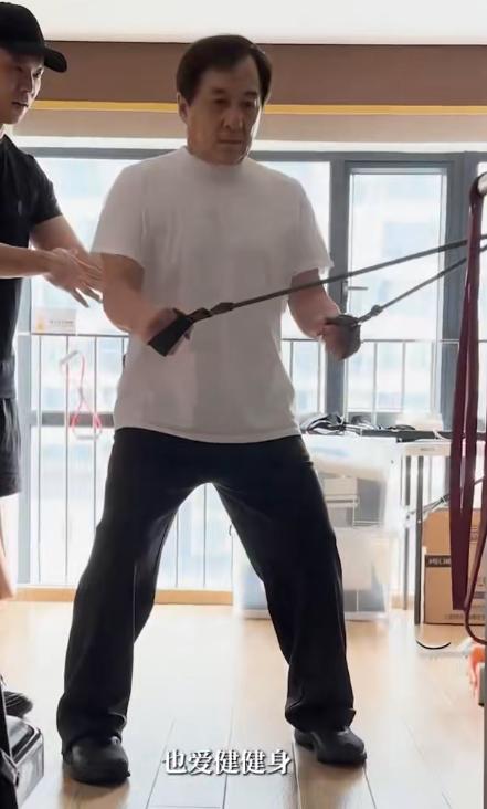 71歲成龍突自爆「罹患一病症」！病友嚇壞「會嚴重影響生活」　粉絲心疼喊：巨星也是人