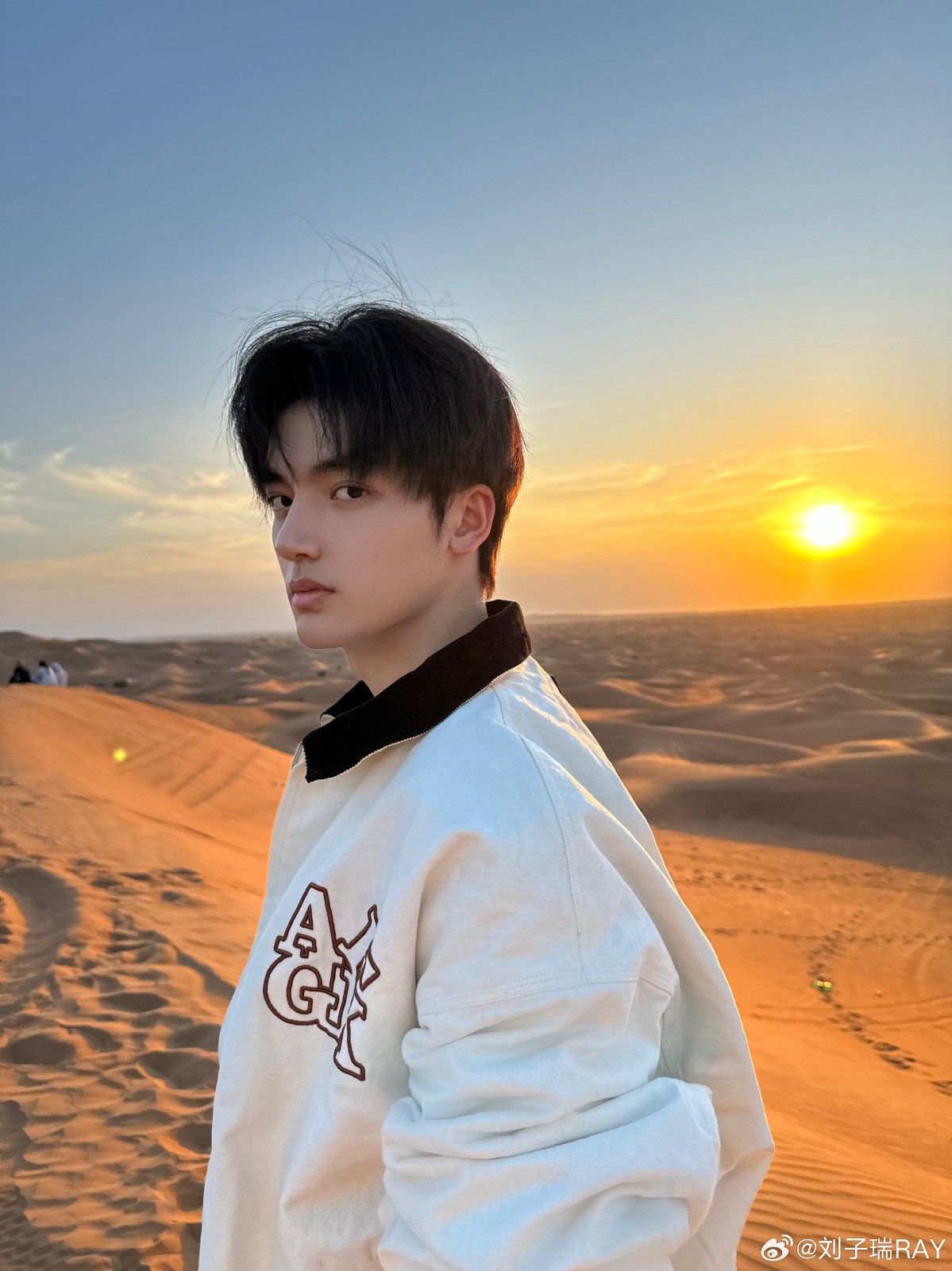 才剛結婚！知名男星「突震撼退出演藝圈」 