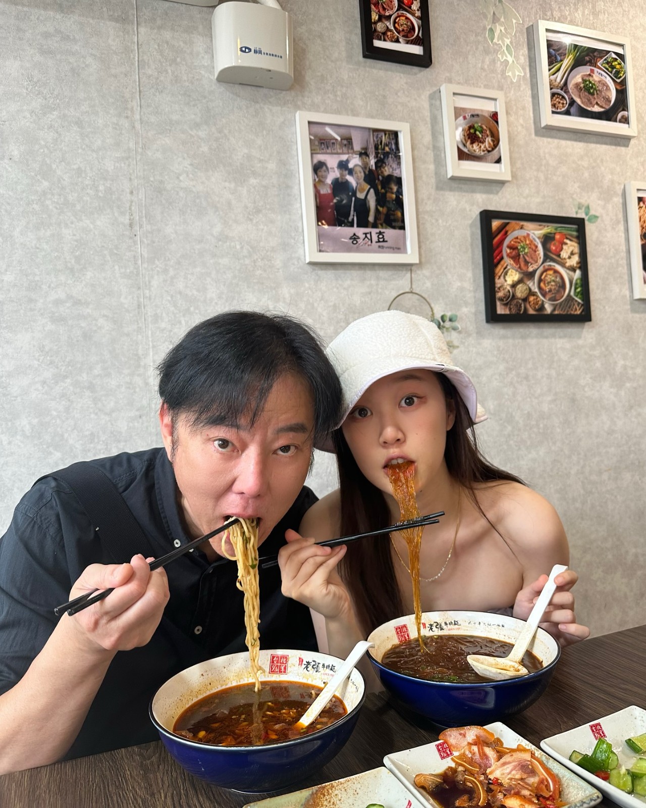 親自排隊2小時！68歲陽帆被爆「私下超暖一面」　不耍特權「對店員做一事」她永生難忘：真正巨星