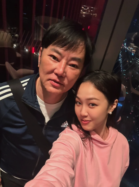 親自排隊2小時！68歲陽帆被爆「私下超暖一面」　不耍特權「對店員做一事」她永生難忘：真正巨星