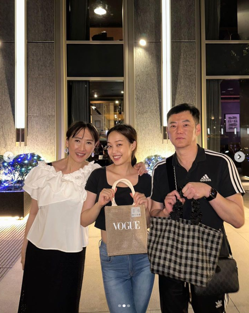 親自排隊2小時！68歲陽帆被爆「私下超暖一面」　不耍特權「對店員做一事」她永生難忘：真正巨星