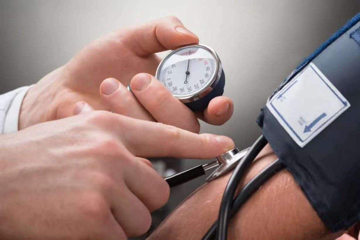 56歲婦「每次炒菜都加味精」！3年後「去醫院檢查」醫生一看愣住了