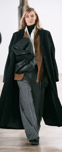 2026年「這一款復古毛衣」又流行回來！　教你「4種穿搭法」保暖又高級：舊衣穿出新時尚