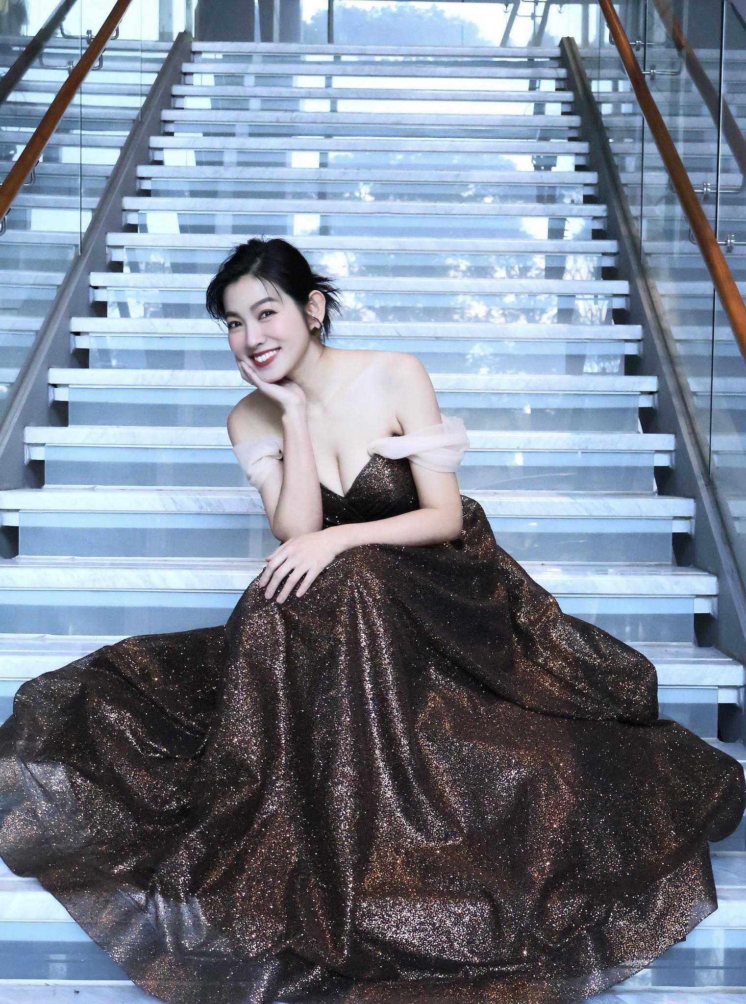 苦喊手術費用太貴!米可白動刀「完成人生大事」 男友貼心陪病「媽媽現身一句話」讓她哭了