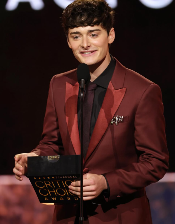 藏深櫃18年！爆紅男童星「出櫃認愛男人」　向家人坦白反應惹淚