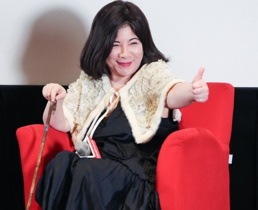 曾被判只剩3個月！67歲資深大咖「不放棄抗癌1年」　樂觀「把病房變攝影棚」：不辜負每一個當下