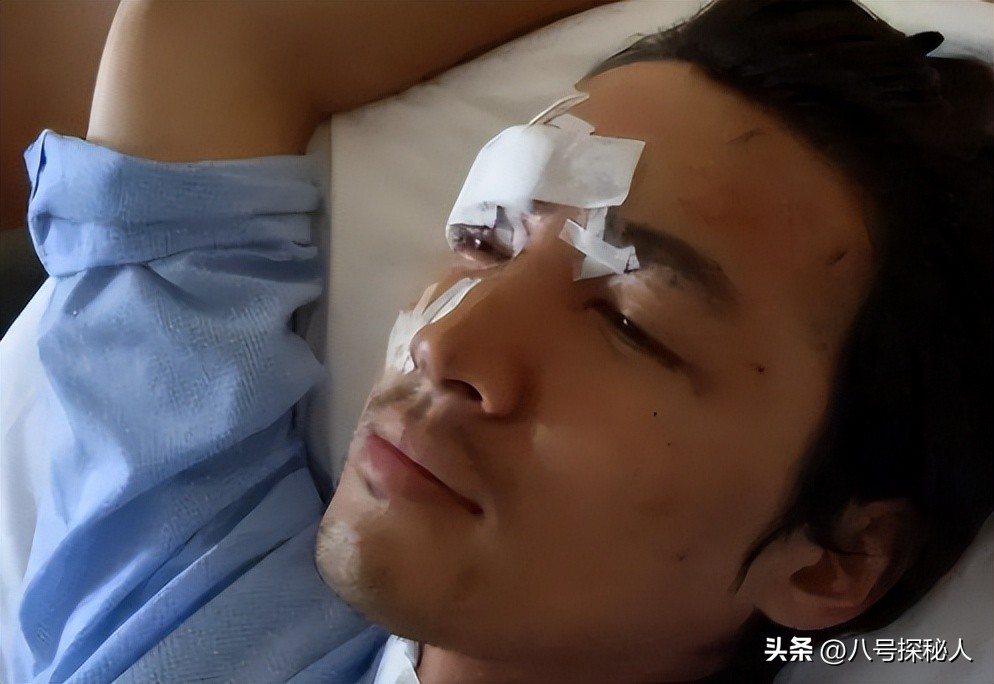 她為護自己而死！43歲男星承諾「贍養女方父母」　20年後成為人夫「下秒舉動太催淚」：沒忘記祂...