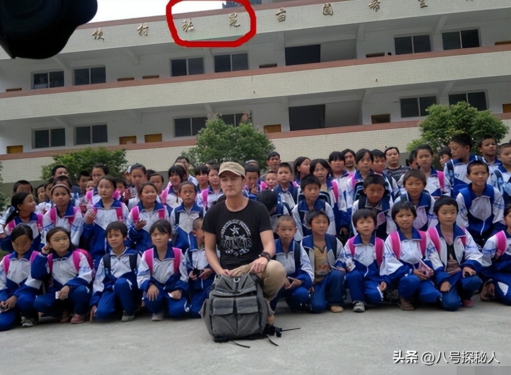 她為護自己而死！43歲男星承諾「贍養女方父母」　20年後成為人夫「下秒舉動太催淚」：沒忘記祂...