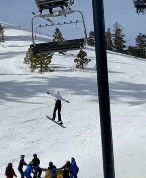 最新／12歲女童搭纜車「竟掉出來」　8公尺高空苦撐「脫手墜落」