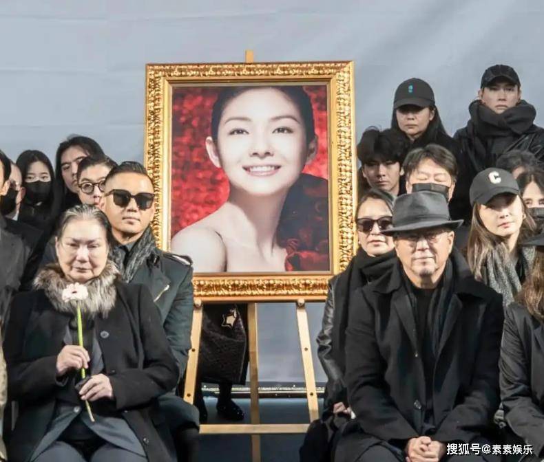 逝世滿一年！大S雕像儀式「卻不見親生兒女」引熱議　直到玥兒「低調露面照曝光」網淚：她一直記得...