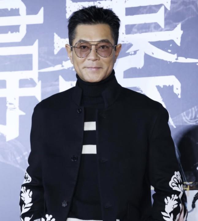 當年風靡萬千少女！55歲古天樂「至今卻不婚不育」 和9旬爸媽住「網看近況卻讚爆」：人生贏家