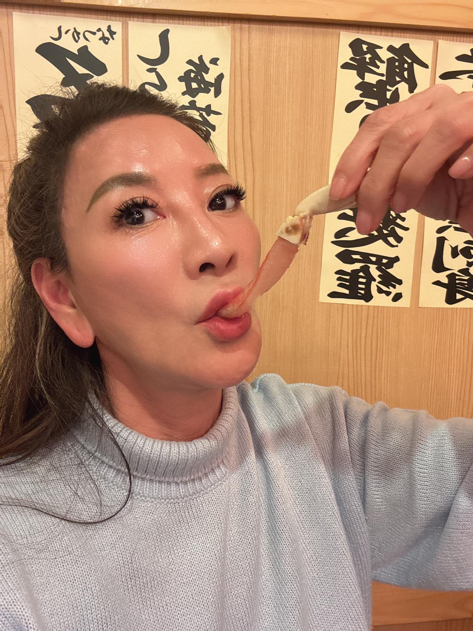 60歲依舊沒嫁！楊繡惠「驚傳在高空被求婚」　男方「竟是演藝圈的他」拿鑽戒深情告白