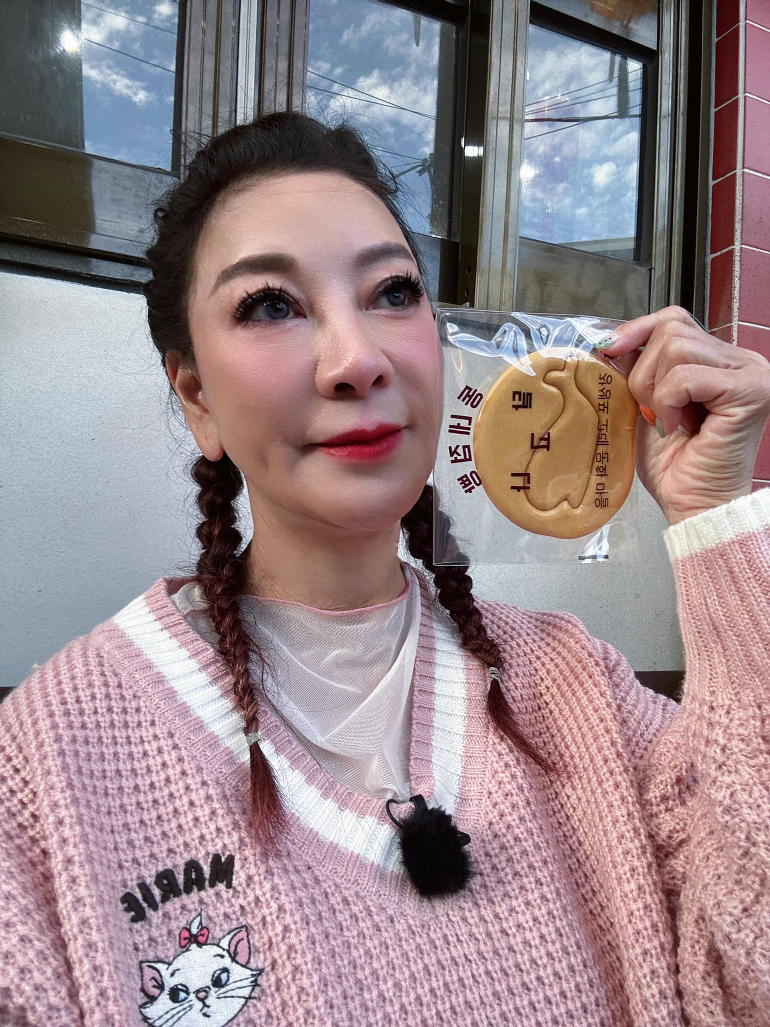 60歲依舊沒嫁！楊繡惠「驚傳在高空被求婚」　男方「竟是演藝圈的他」拿鑽戒深情告白