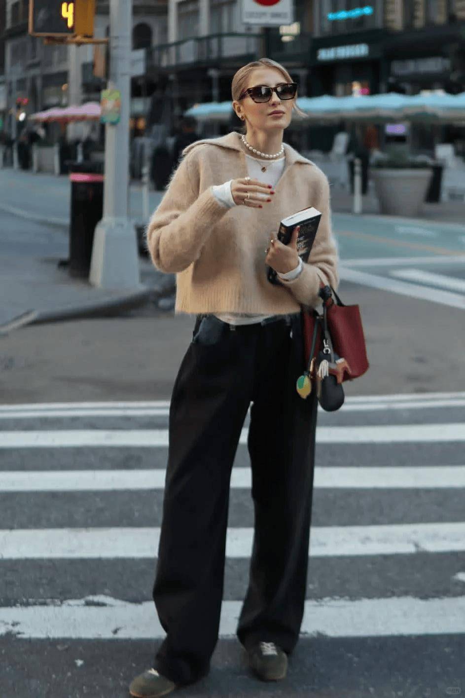 2026買新衣必看！今年冬天「最流行5款毛衣」　保暖卻不顯胖「搭配對了年輕氣色好」❤️