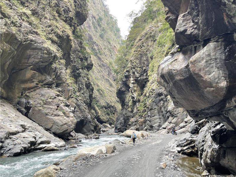 南投秘境出事了！58歲婦人闖入「重傷大出血」現場緊急管制