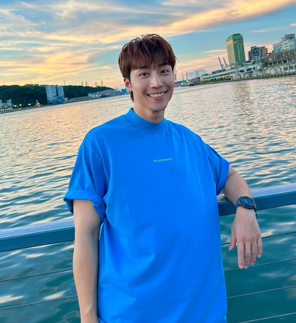 台灣男神被爆「嘴巴有大便味」！合作女星「演一半喊卡」遭劇組退貨