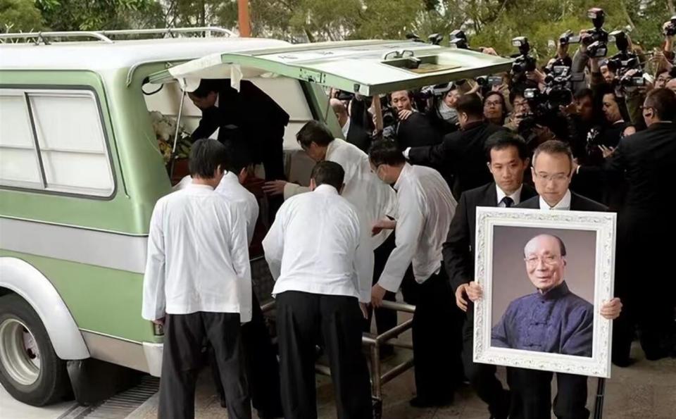 捧紅周潤發、劉德華！演藝圈大咖身亡「留下960億遺產」　4子女放棄繼承「連送終也缺席」...