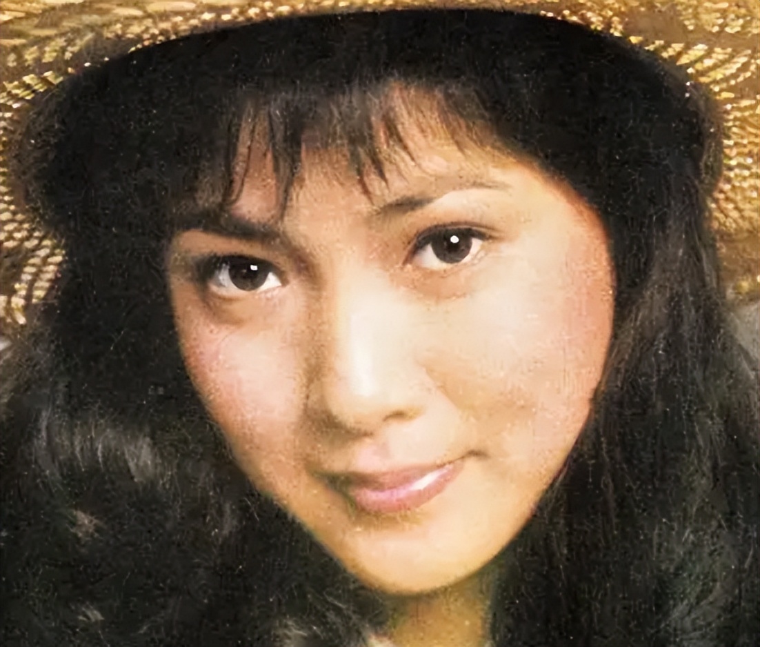 當紅時選擇結婚！65歲資深影后「嫁大15歲德國老公」不被看好　婚後「提100多次離婚」近況令人驚訝