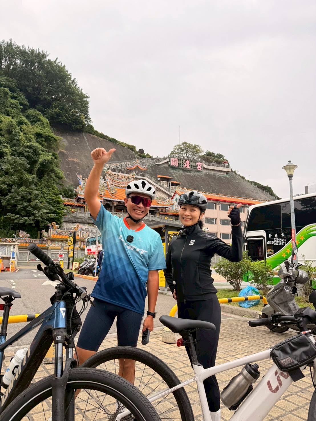 切除10公分腫瘤！60歲第一玉女抗癌「單車環島超勇」　曝「常見到恩師劉文正」：有夠帥