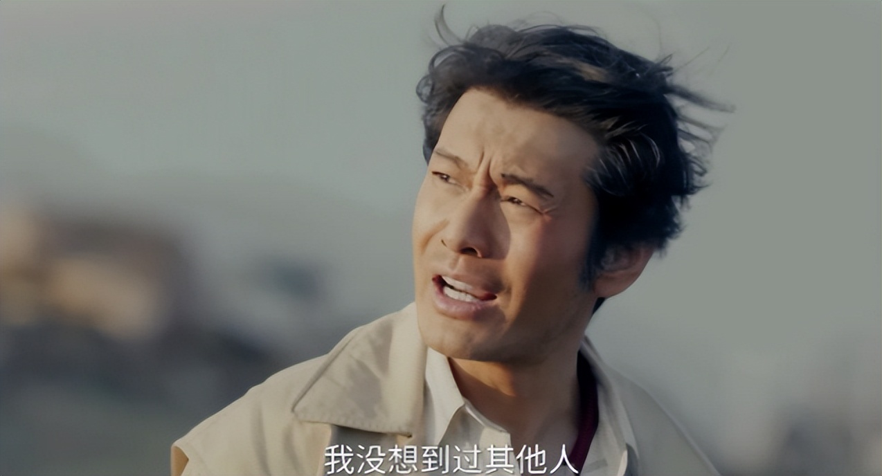 離婚Angelababy6年！48歲黃曉明「被拍到衰老長皺紋」　網一看「兩人對比狀態」愣了：差太多