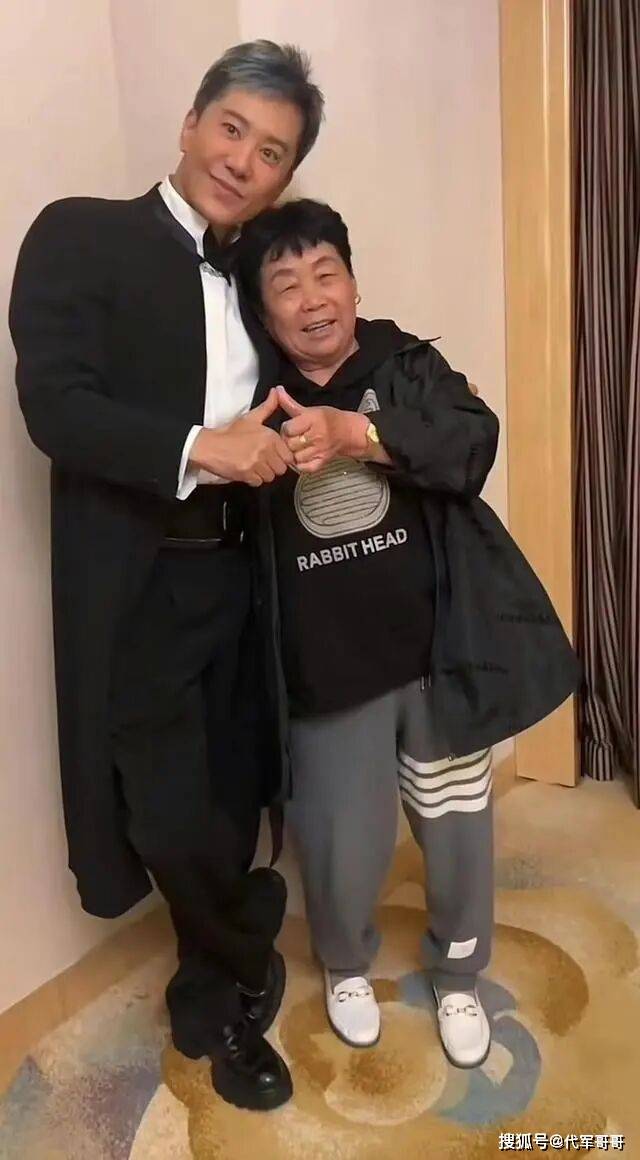 昔犯罪斷送演藝生涯！56歲資深男星「淪接小商演維生」　如今「身邊沒親友相伴」風光不再