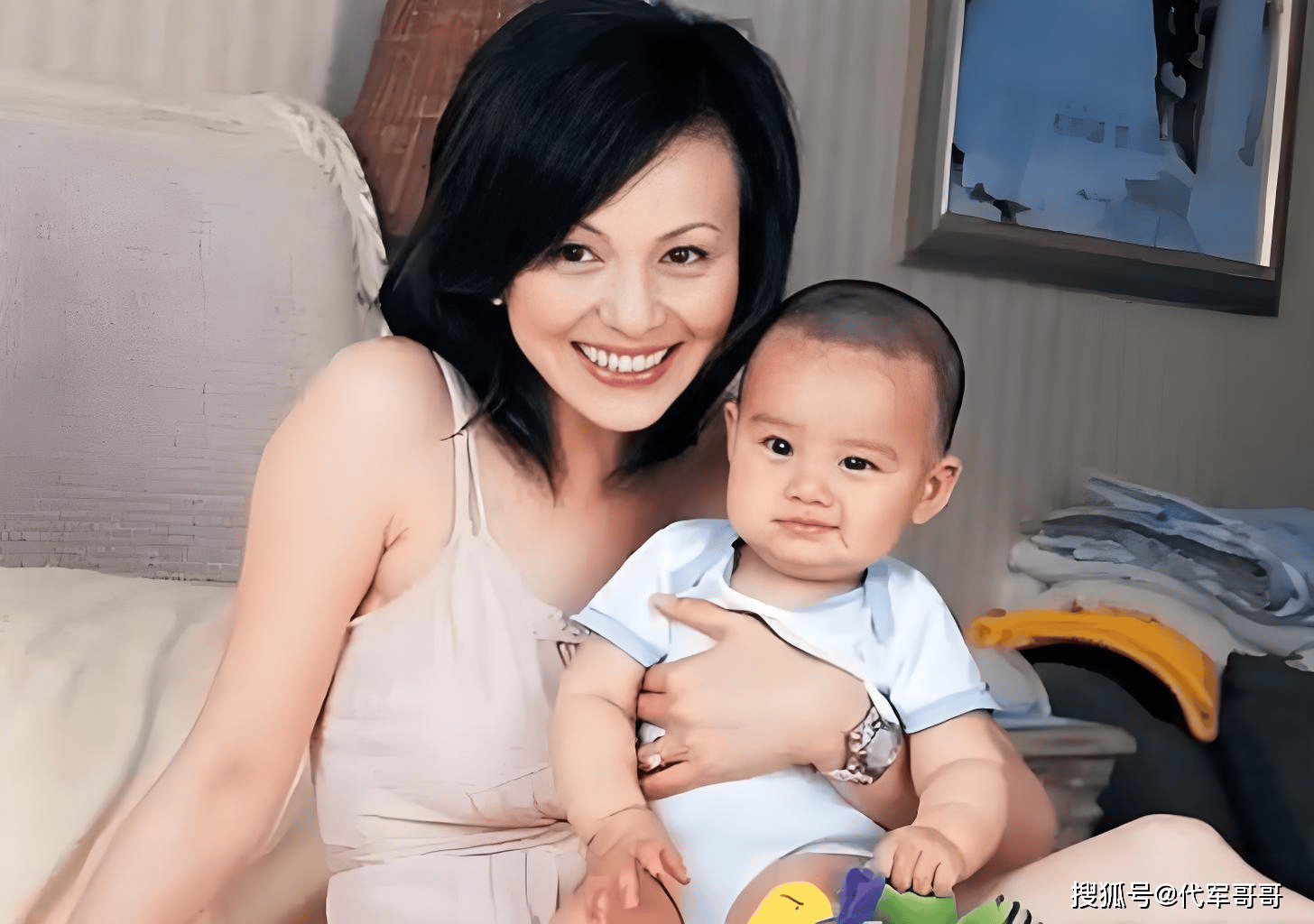 2嫁豪門離婚收場！55歲女星被爆「把父母丟在養老院」　挨轟不孝「淚曝心酸原因」網嘆：都是不得已的...