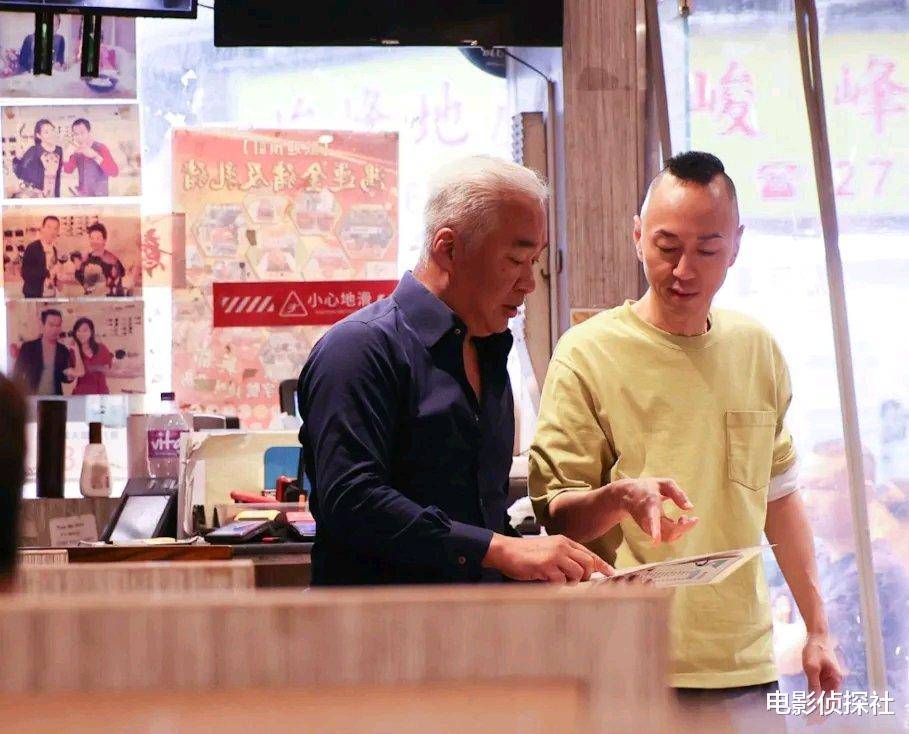 認了沒戲拍！52歲資深男星「落魄到餐廳打工」　放下身段「洗碗倒垃圾」沒時間休息