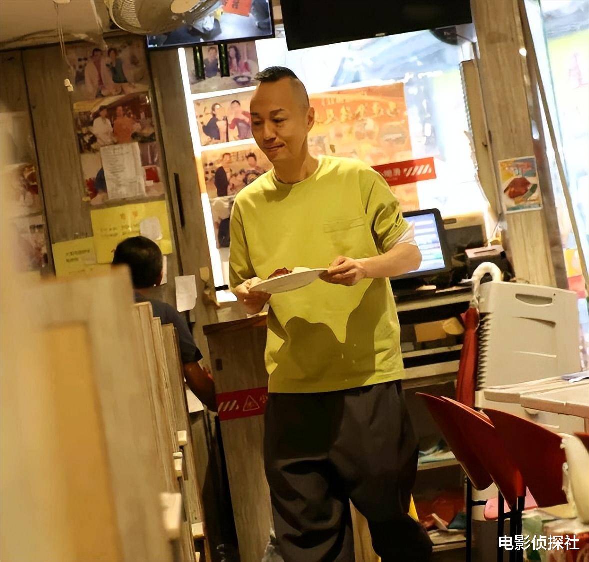 認了沒戲拍！52歲資深男星「落魄到餐廳打工」　放下身段「洗碗倒垃圾」沒時間休息