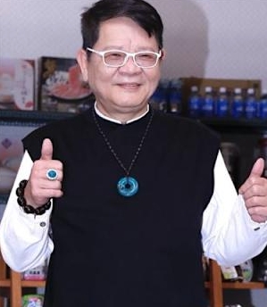 才被檢調搜索！高金素梅遭爆「介入楊繡惠感情」　她痛哭「第一次都給了」男星回應了