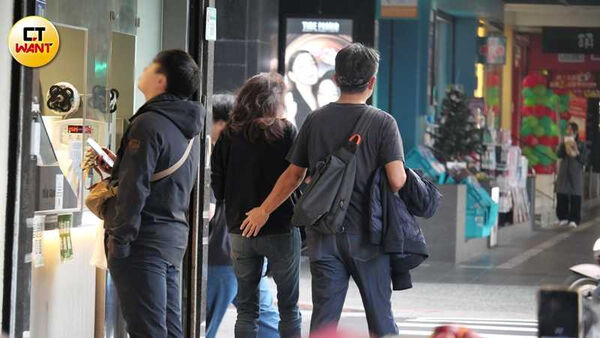 昔4段感情全破局！56歲葉全真甜公開戀情「已悄交往8年」　男友是金融才子「一優點大勝其他人」❤️