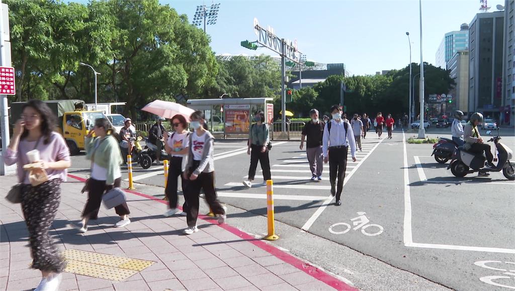 春節天氣曝光！把握最後回暖「氣溫恐狂降20度」　這時間點「濕冷強雨3天」