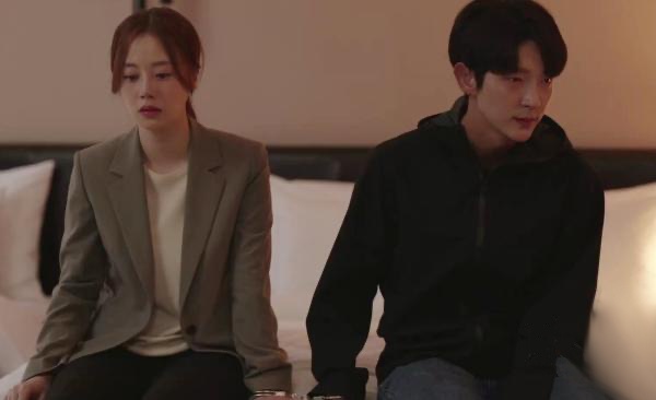 老爸來住15天「老婆擺了20天臭臉」！　過年岳父要來住「我靜靜做一事」老婆氣炸但卻無法反駁